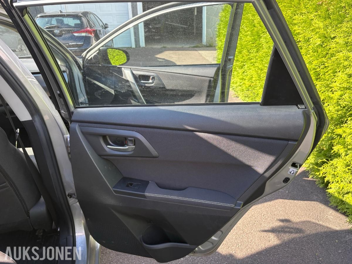 2013 Toyota Auris 1.3, 96238km, Hengerfeste, Ryggekamera